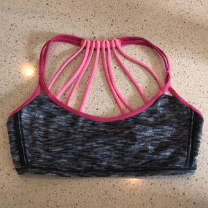 Lululemon size 4 sports bra